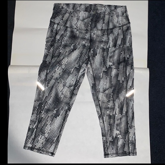 (B) Grey/Black/white- leggings - Picture 1 of 4